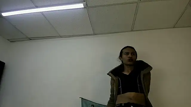 Aisha_hotts777 webcam