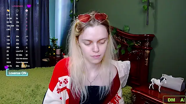 fox_glove webcam