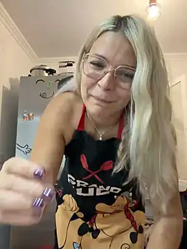 EmyLana webcam