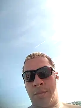 Lovely_milk webcam