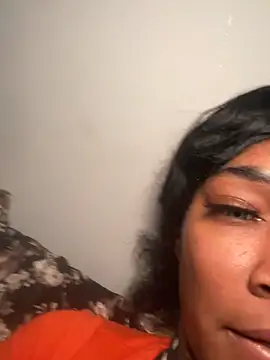 QUEENCALIMOD webcam