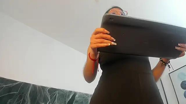 Alanha__ webcam