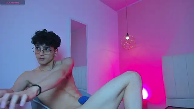 hottie__couple (Ask my age) - 👉 Fingers in pussy 👉