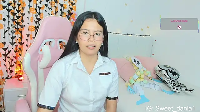sweet_dania_ webcam