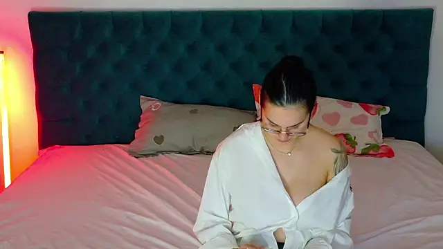 LexieRosse webcam