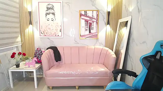 Jade_Jones_a webcam
