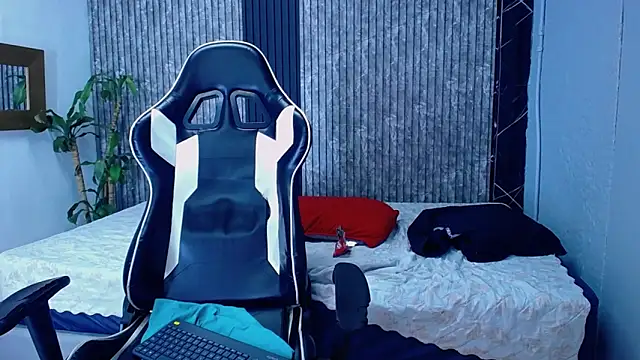 Mike_0233_ webcam
