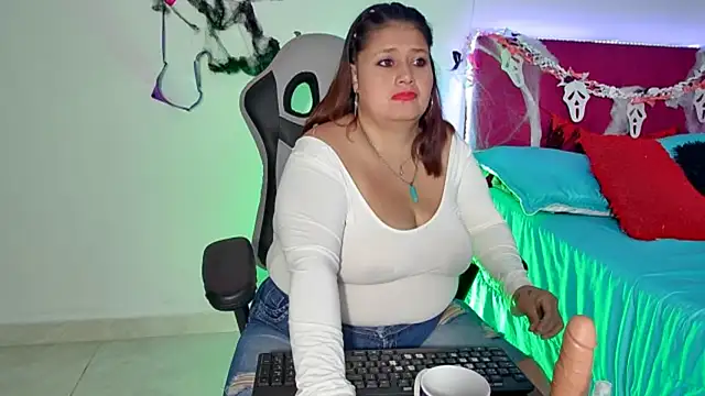 Lizz_Milf webcam