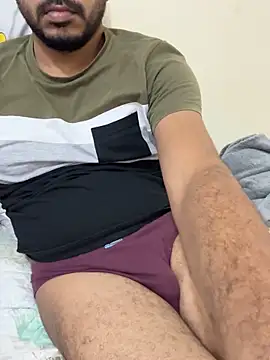 Handsome8677 webcam