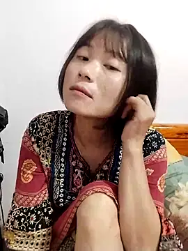 linda_bae00 webcam