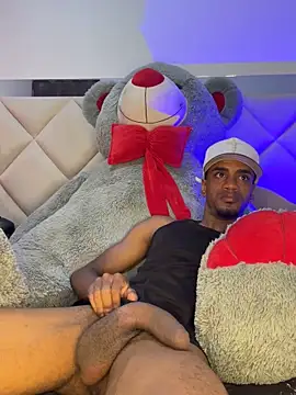 AaronCruz_ webcam