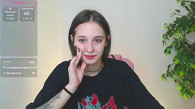 Little_cherryy__ webcam