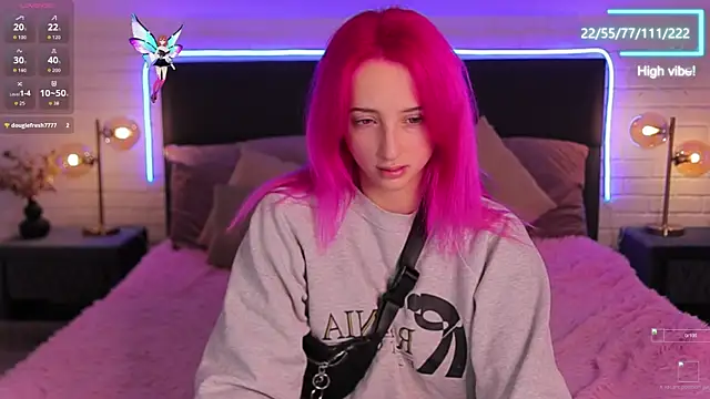 Selena_Lily webcam