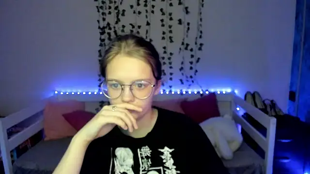 shy_elina01 webcam