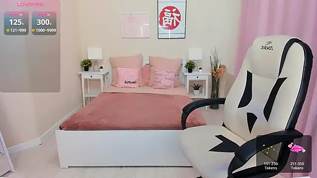 HelenaRegal webcam