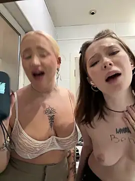 RollDolls