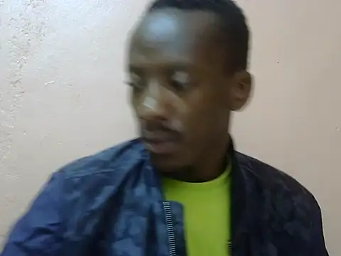 Hotchocolate94 webcam