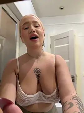 RollDolls webcam