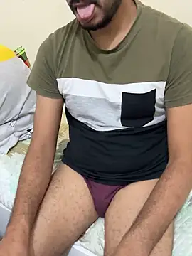 handsome8677 (Ask my age) - Make me nude