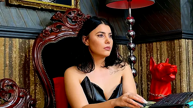 MistressEly webcam