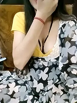 hot_rashika_ (F teen) - Kiss 😘 me