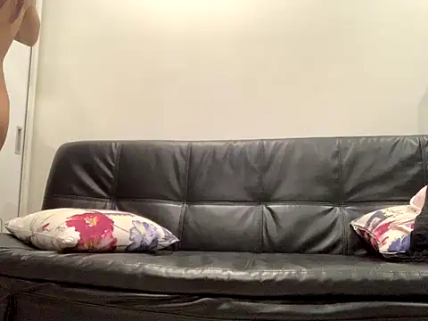 CrossdresserAnna webcam