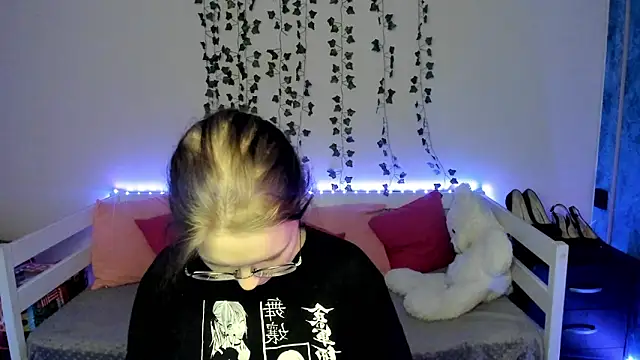shy_elina01 webcam