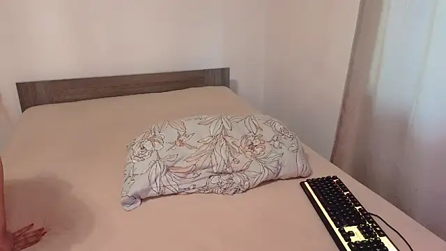rosebelle11111 webcam