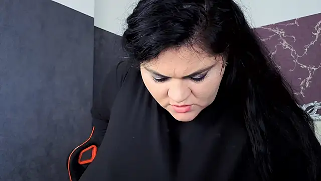 EllaXJane webcam