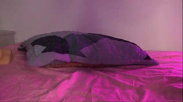 pocahotass_11 webcam