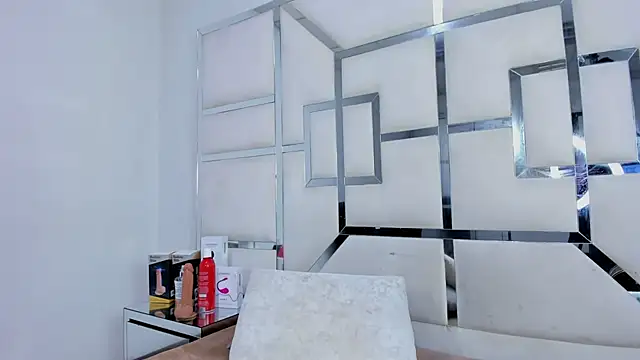 ZoeWan69 webcam