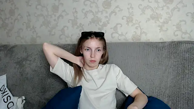 HitGyrl webcam
