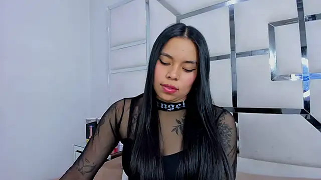 ZoeWan69 webcam