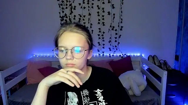 shy_elina01 webcam