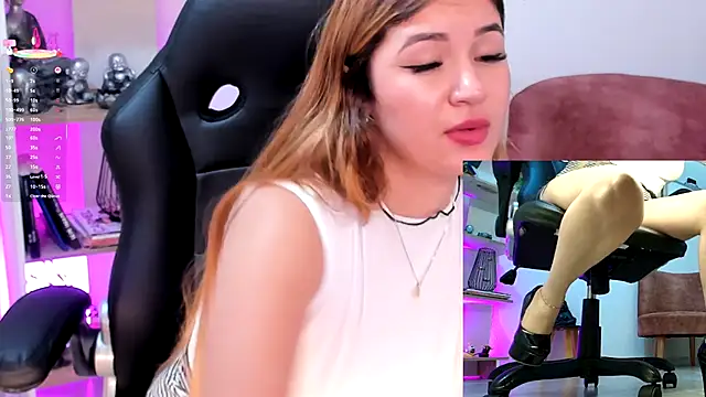 Nathalie_29 webcam
