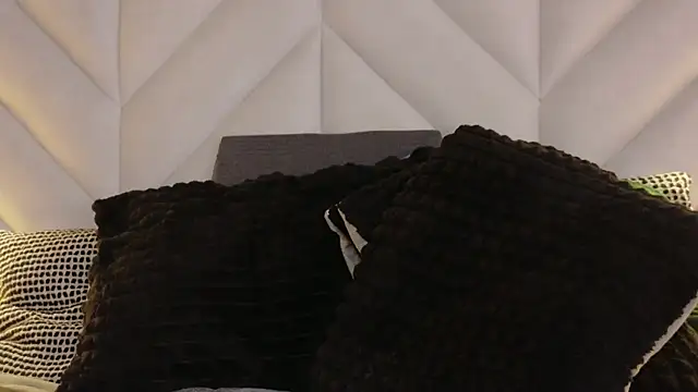 Anaise_latif webcam