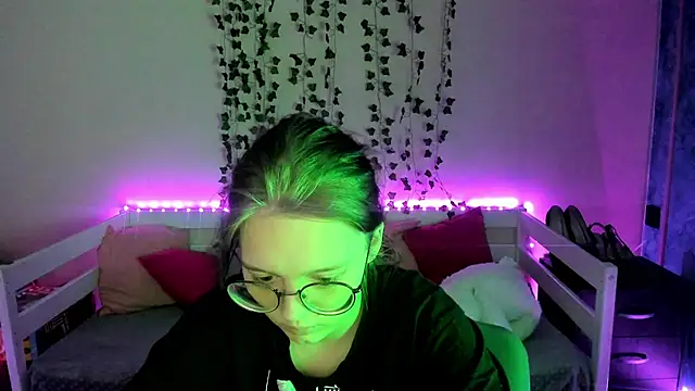 shy_elina01 webcam