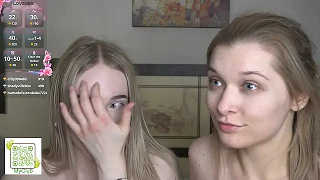 maeeversley (Ask my age) - Rub Kate's clit with ur hand