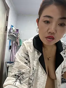 feifei_521 (F milf) - 国王控制小粉三分钟