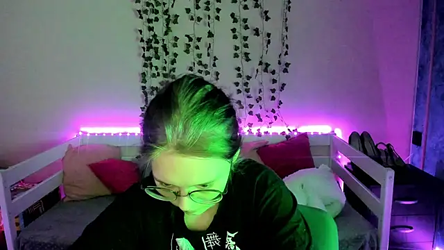 shy_elina01 webcam