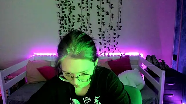 shy_elina01 webcam