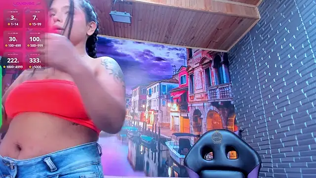 Small_naughty_ webcam