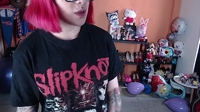 MissMiia2 webcam