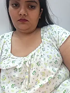 Saffroncutie webcam