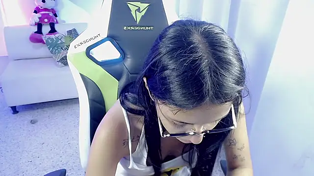 mishel_hott webcam