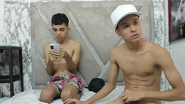 SammelAndLiam webcam