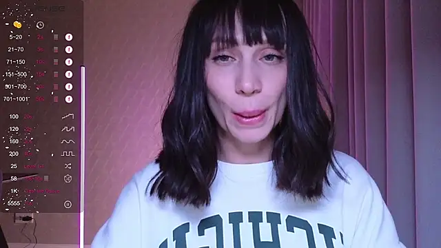 Alice_Wonders webcam