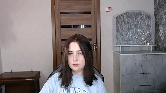 Kristy-Max webcam