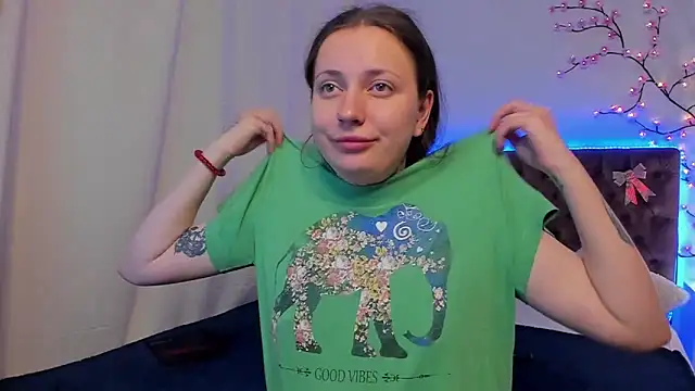 LilaVame webcam