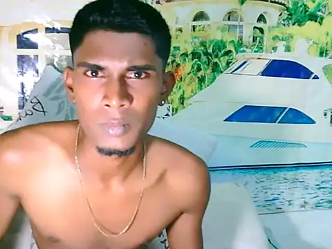 IndianThuggin webcam